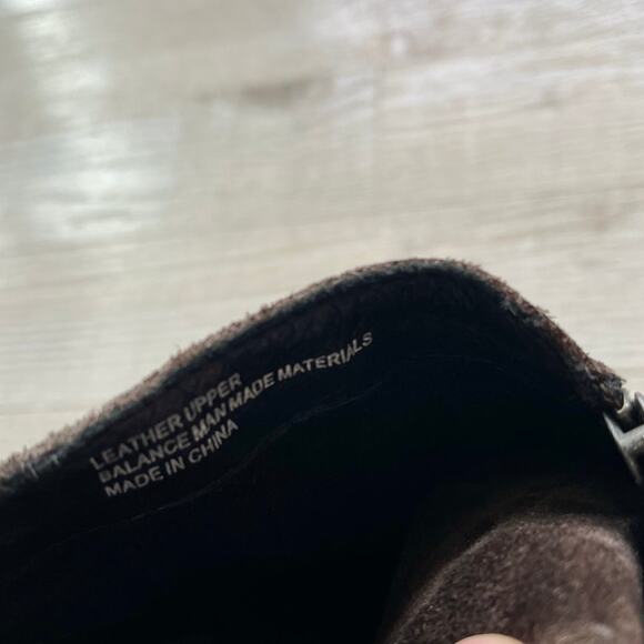 Born Kenley Suede Heeled Ankle Boots | Grey Size 7‎ - Picture 7 of 9